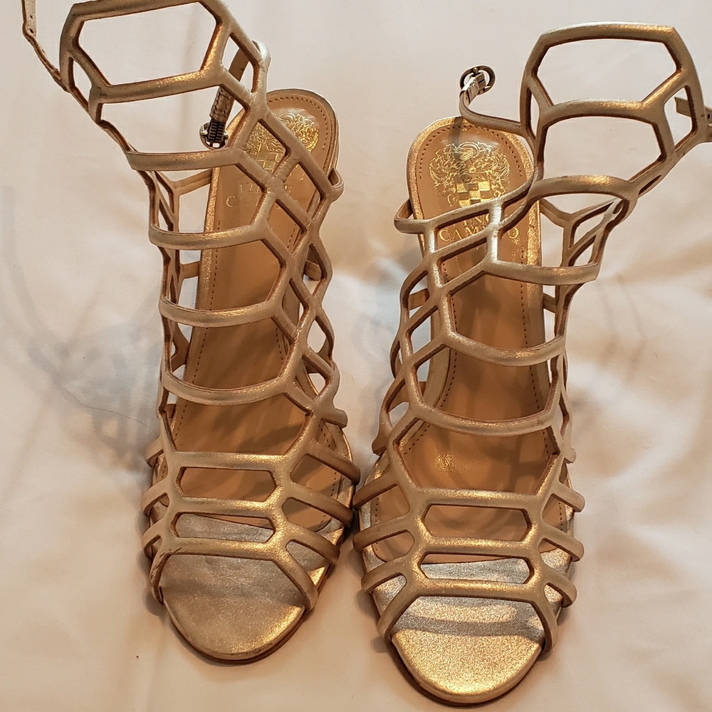 Vince Camuto Low Heal Sandal